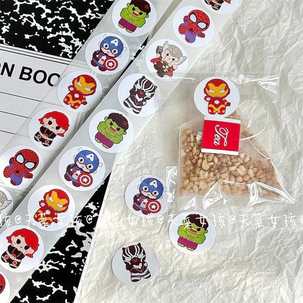 New 500pcs Avengers Roll Sticker Mv Decorative Seal Sticker Circular Alliance Hulk Steel Iron Man Sticker Kids Gift Kawaii - StarJam