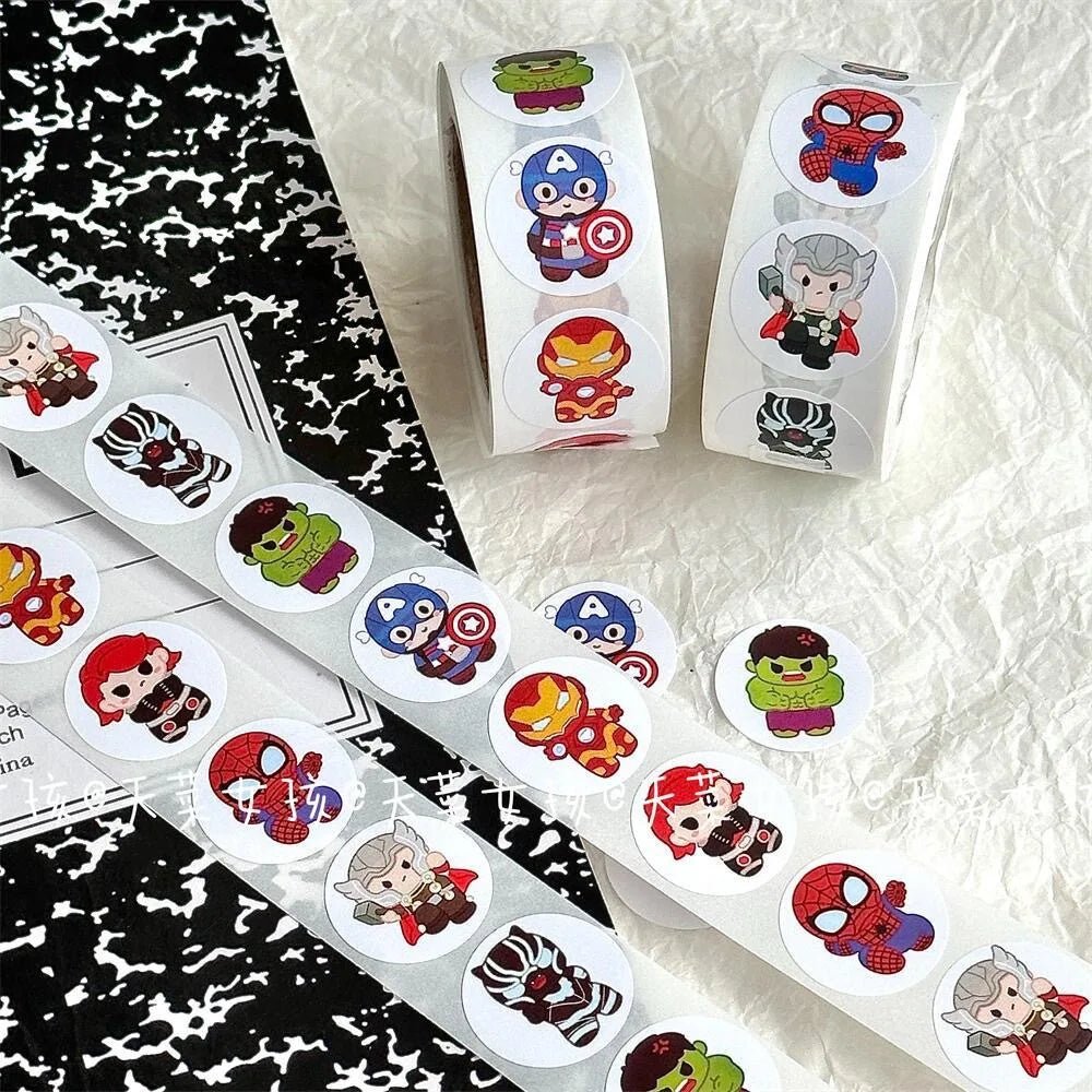 New 500pcs Avengers Roll Sticker Mv Decorative Seal Sticker Circular Alliance Hulk Steel Iron Man Sticker Kids Gift Kawaii - StarJam