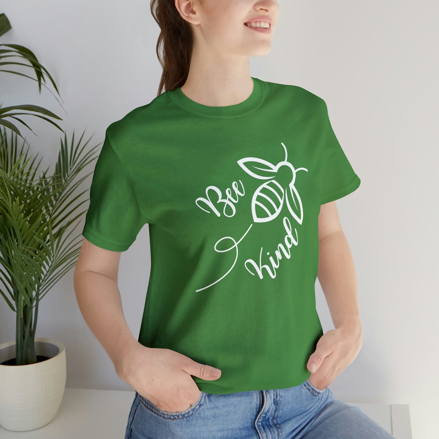 Bee Kind Motivational T-shirt - Inspiring Graphic Tee For Men And Women | Inspiring Words | Positive Vibes | Unique Design | Perfect Gift | Best Quality Tee